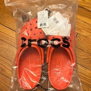 NWT Crocs